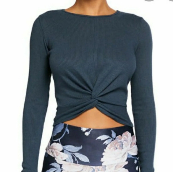 Rewash crop twist front top (xl) - Picture 6 of 6